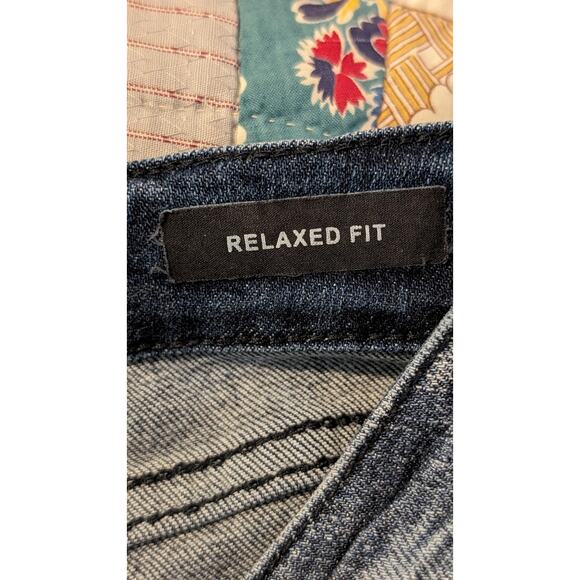 Judy Blue Los Angeles Relaxed Fit Shredded Back Pocket Raw Hem Jean Sz 7/28 - Picture 4 of 15